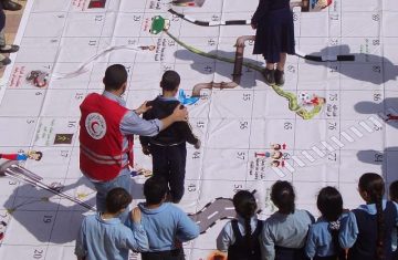 دورات “صحة وسلامة” لطلبة المدارس من الهلال الأحمر المصري