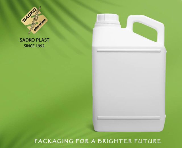 تصنيع جركن 5 لتر للأسمدة بجودة متميزة من شركة صادكو بلاست