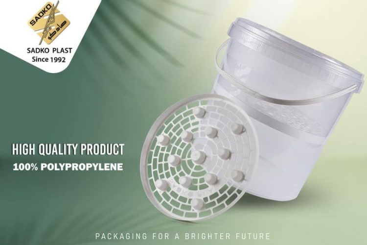 تصنيع عبوات بلاستيك تناسب مصدري الزيتون من شركة صادكو بلاست