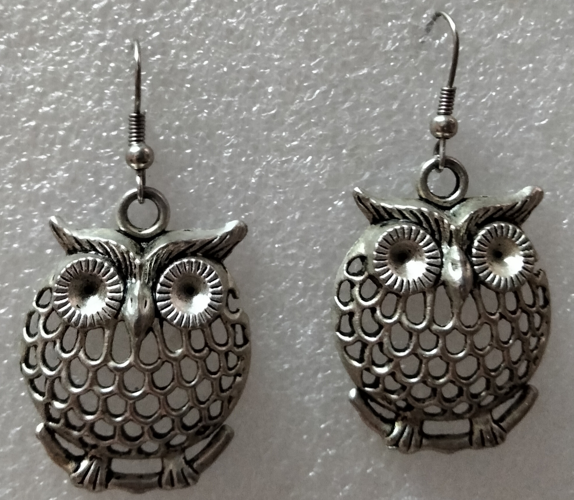 اكسسوارات للسيدات و الرجال و الاطفال