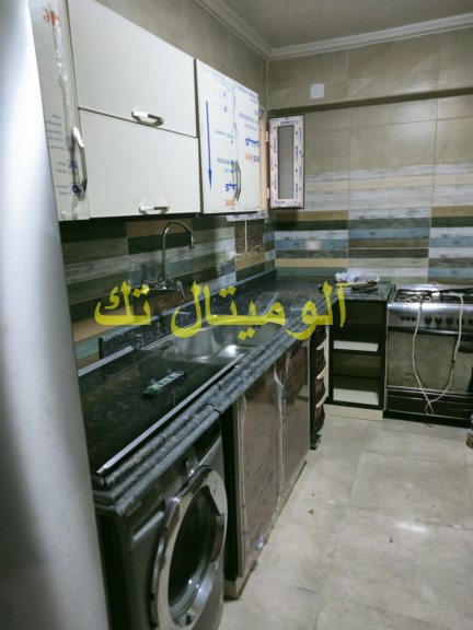 تصنيع مطبخ الوميتال جلادنج بيج وشنبين